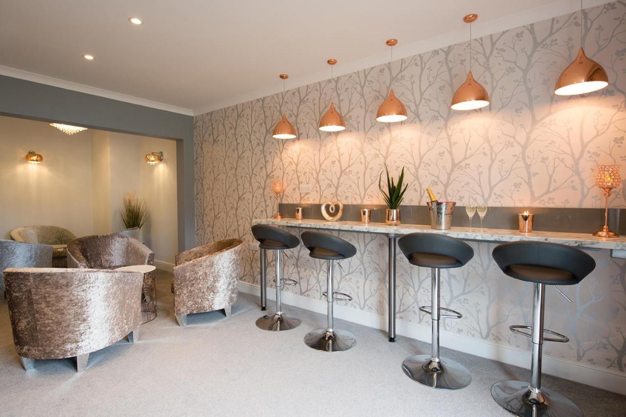 Lakeside Park Hotel & Spa Fishbourne  Экстерьер фото