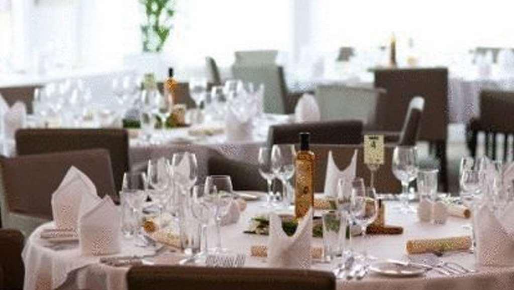 Lakeside Park Hotel & Spa Fishbourne  Ресторан фото